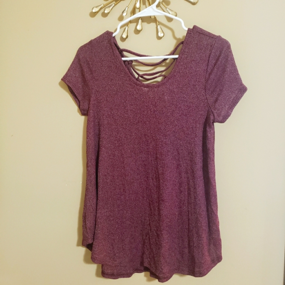 Medium Scoop Neck Short Sleeve Maroon Top